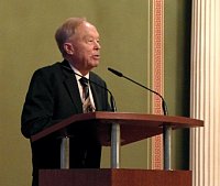 Prof. Dr. A. Gpfert whrend eines Vortrags in der Aula der Universitt 2016.
Foto: Chr. Tammer